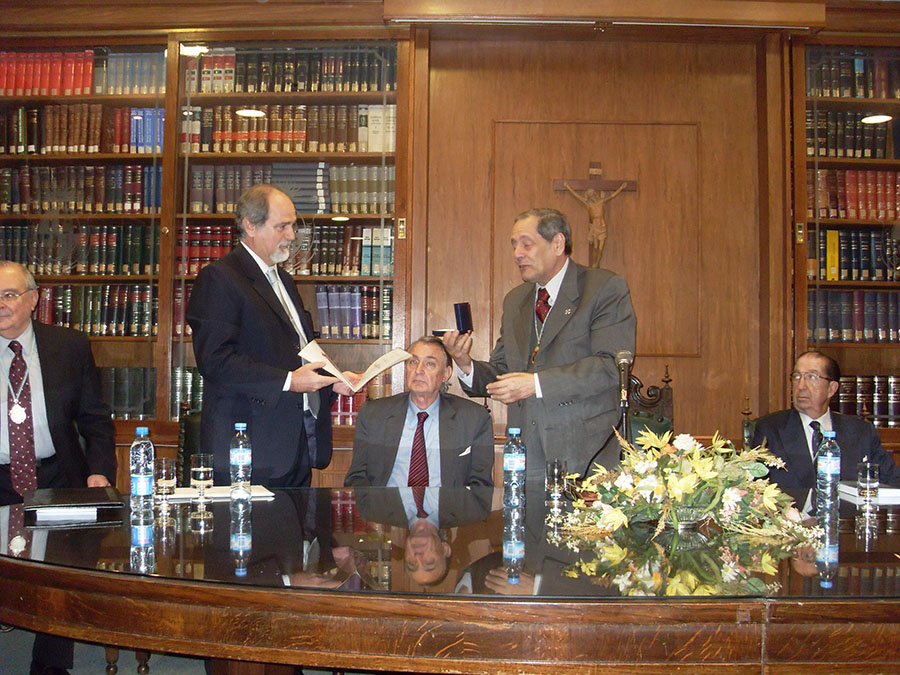 PREMIO ACADEMIA PREMIADOS: Marcos M. Córdoba (Derecho Familia) 2008